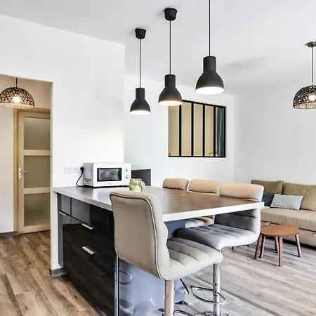 Agréable Avec Vue Sur Le Château - Maeva Particuliers - 2 Pièces 4 Personnes - Confort 94 Hyères